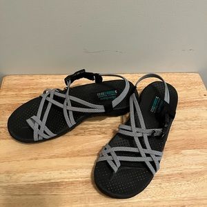 Sketchers black strap sandals
